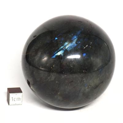 Labradorite Boule 05745