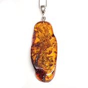 Ambre de la Baltique - Pendentif 05668