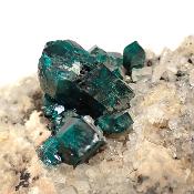 Dioptase Pierre Brute 19356