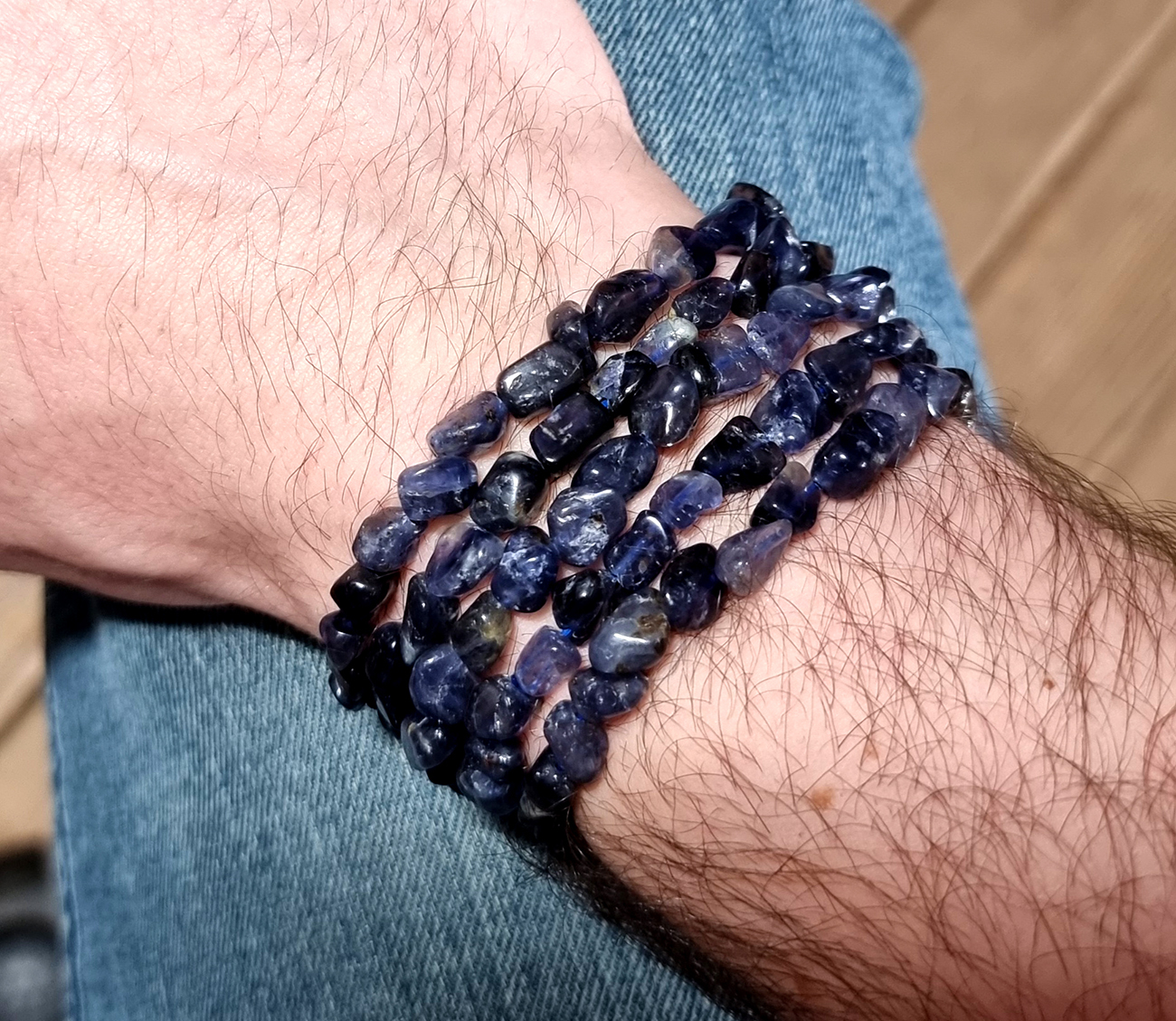 photo d'Iolite cordierite en bracelet